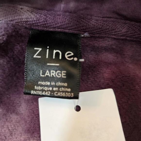 Zine Hello Kitty Hoodie Youth Sweatshirt Tie Dye  Purple Multicolor Large School - Picture 6 of 14